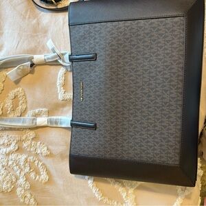 Michael Kors Black and Brown Tote Sophisticated Design